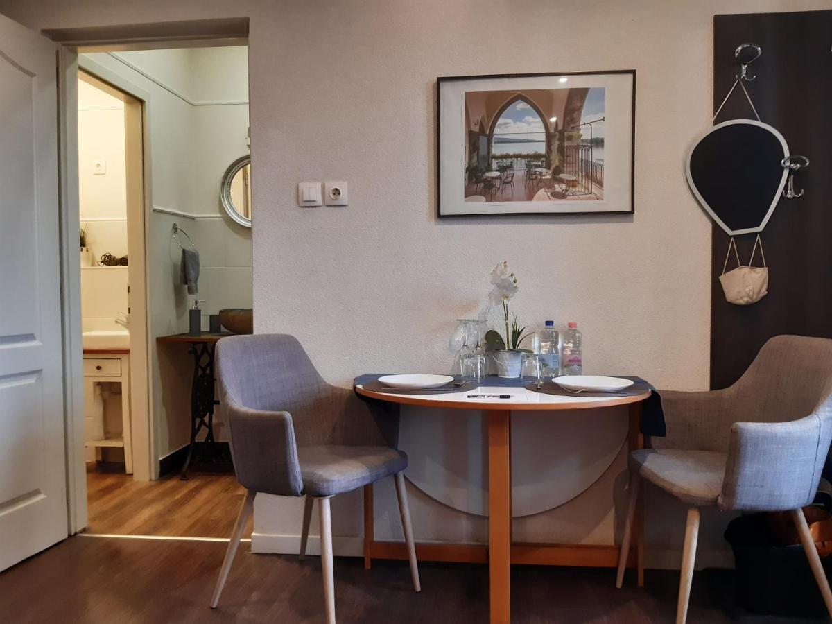Ady Apartman Tata Bagian luar foto